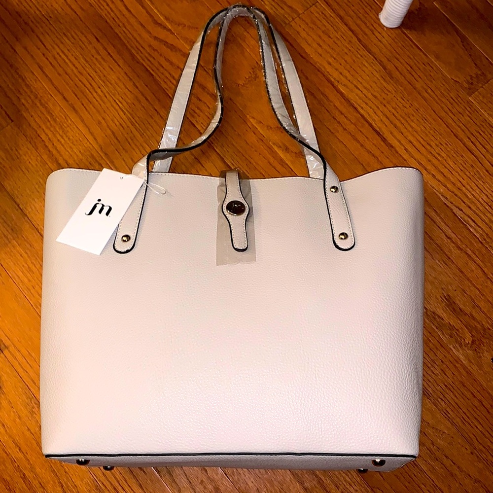 Beige tote bag